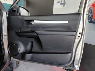 17764Toyota Hilux018-th.jpg